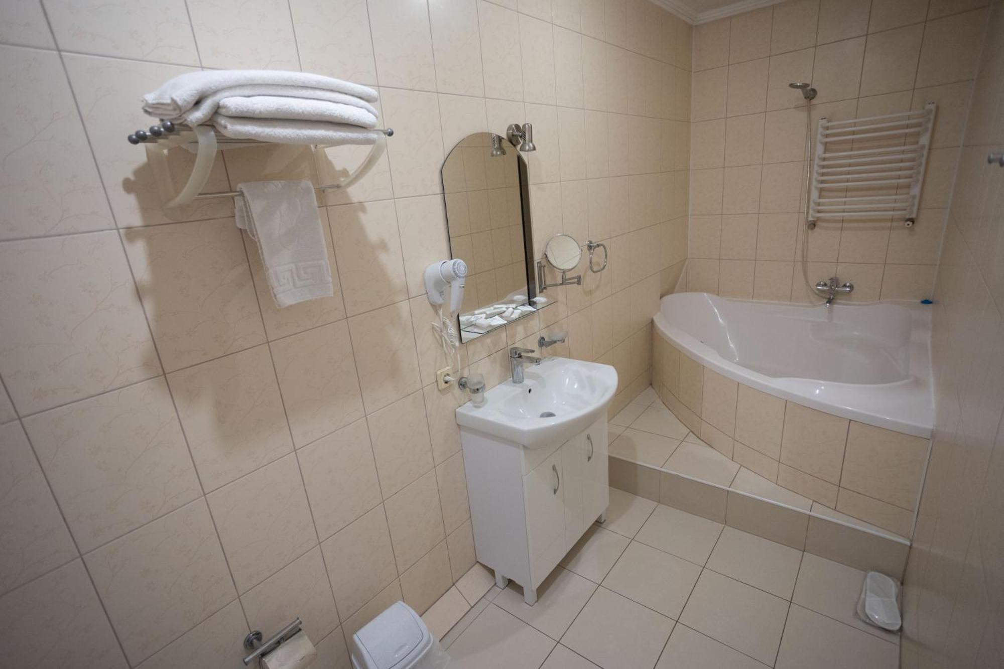 Hotel Kopa - Zsovkva Kültér fotó