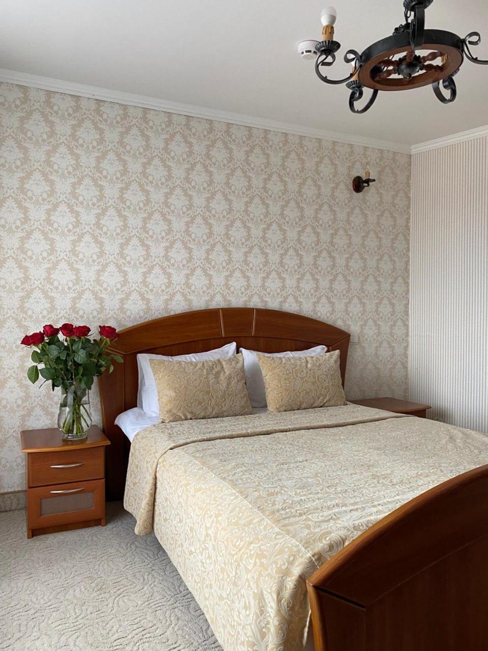 Hotel Kopa - Zsovkva Kültér fotó