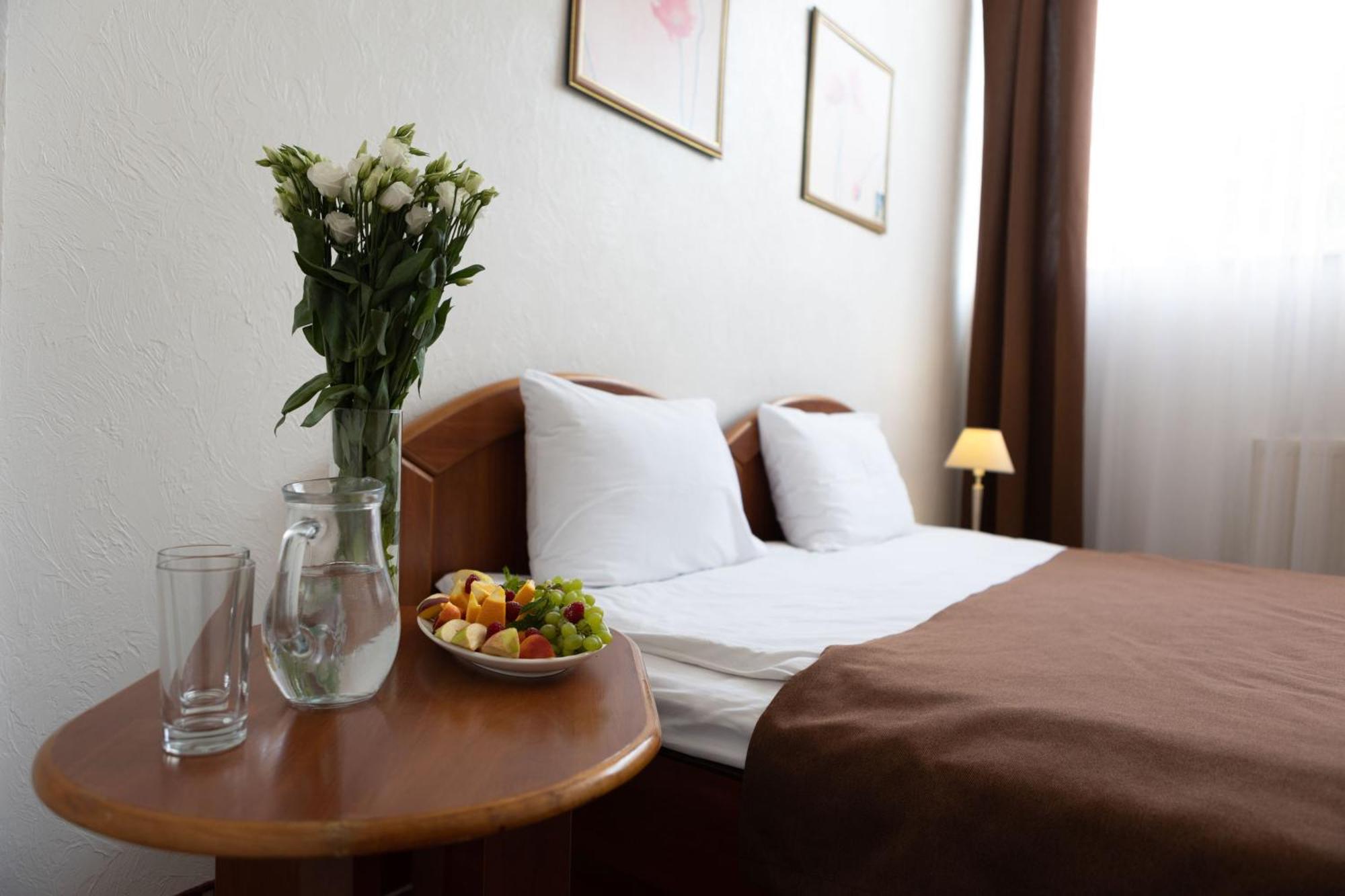 Hotel Kopa - Zsovkva Kültér fotó